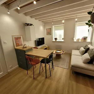 Petite Maison Pleine De Charme Hébergement de vacances